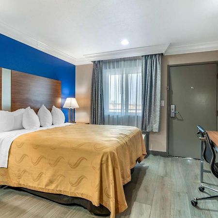 Quality Inn&Suites Vacaville Extérieur photo