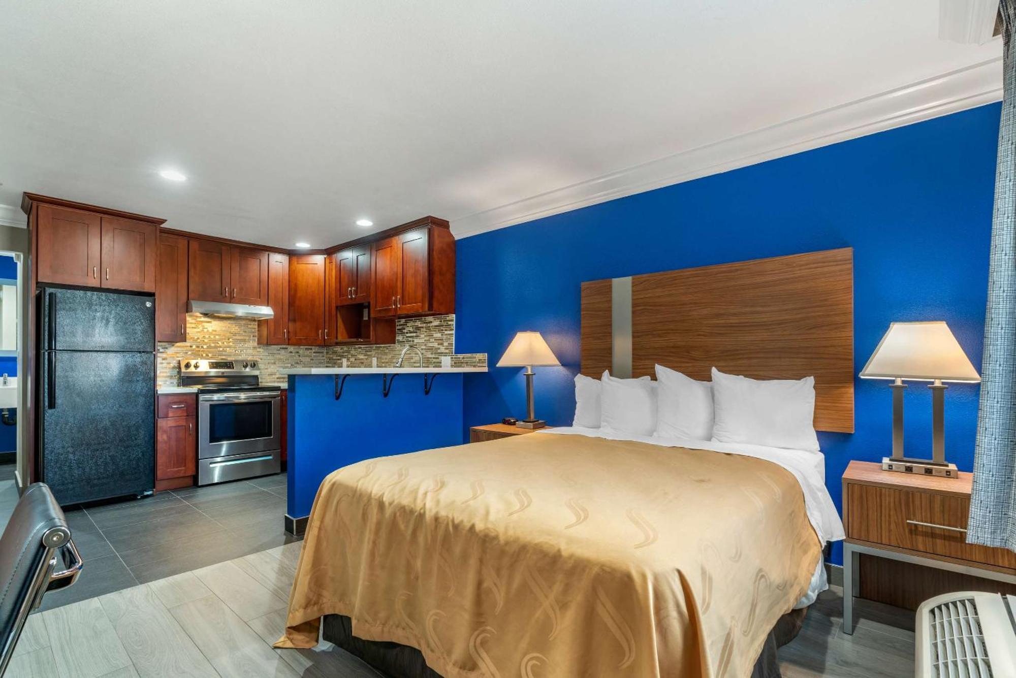 Quality Inn&Suites Vacaville Extérieur photo